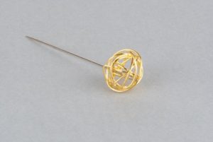epingle boule de laiton PM