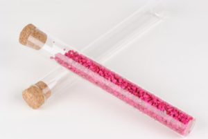 Tube de verre avec bouchon 20cm