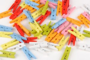 mini pince à linge multicolore